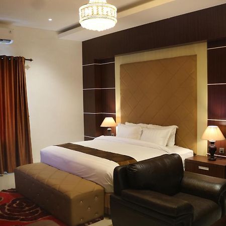Singapore City Hotel Batu Bara Sungaibalai Kültér fotó