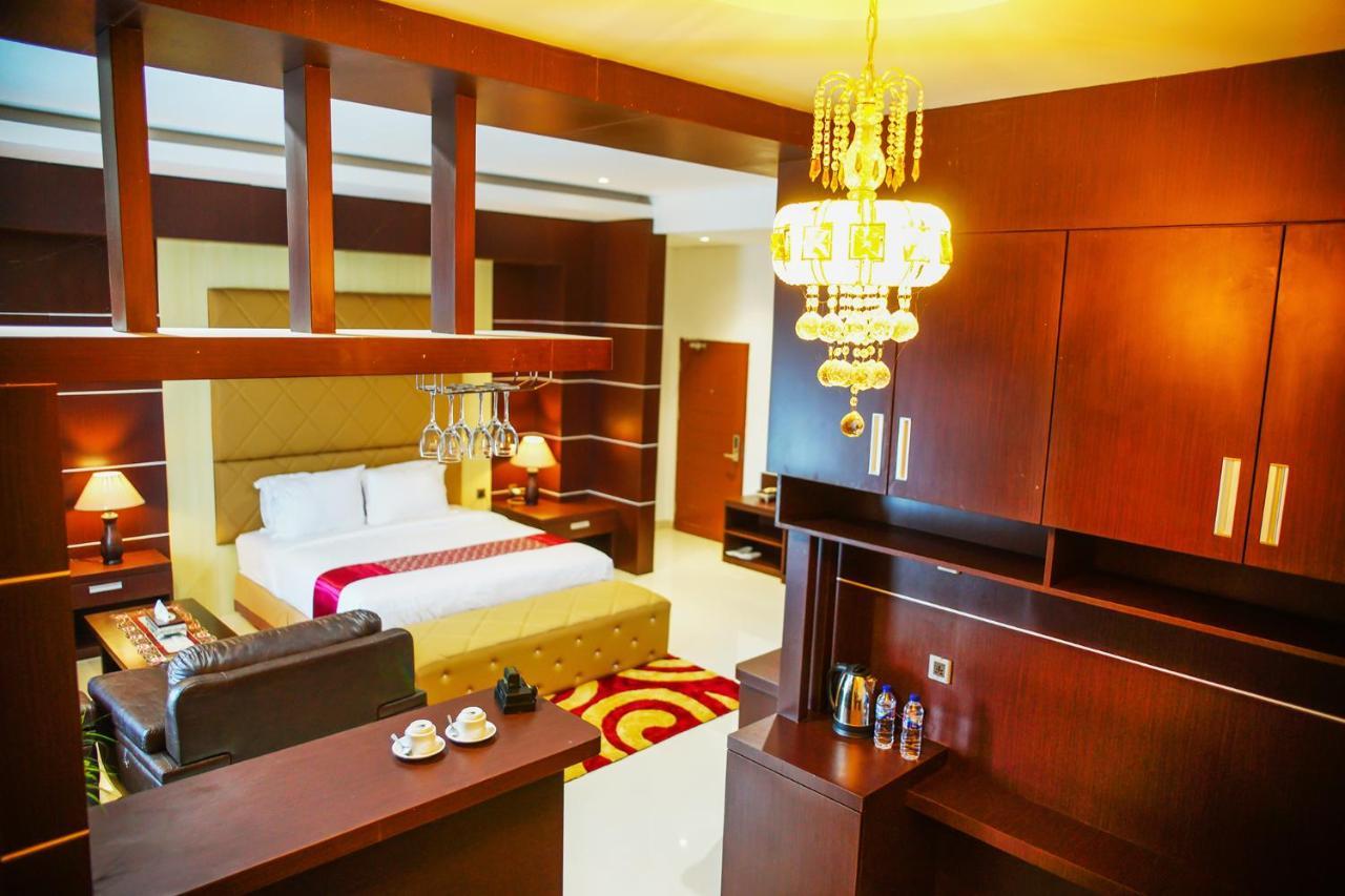 Singapore City Hotel Batu Bara Sungaibalai Kültér fotó